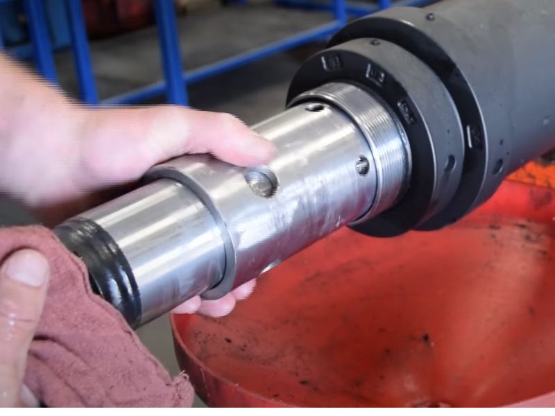 Understand the manufacturing process and installations of multi-stage hydraulic cylinders